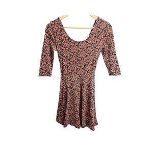 Lush M Pink Floral Fit & Flare Dress 3/4 Sleeves Open Back‎ Stretch Fitted